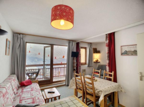 Les Menuires - 2 pièces cabine, 4 pers, ski aux pieds, parking, balcon - FR-1-178-345